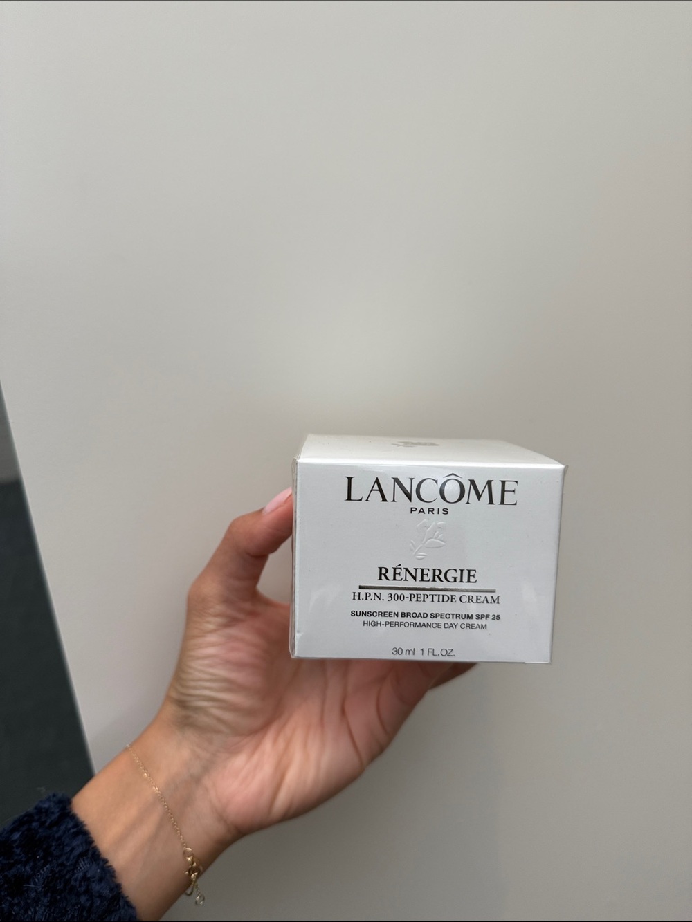 Lancôme Rénergie H.P.N. 300-Peptide Cream — White